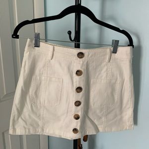 Very J white skorts, size L. Never worn, but tags removed.